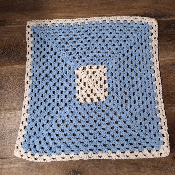 Handknitted Blue and White Baby Tunic, Blanket & Bonnet, New No Tags - Picture 8 of 14